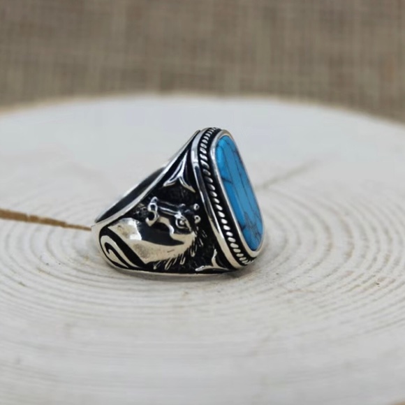 Men Classic Retro Turquoise Ring Horse Face Pattern OnThe Side Ring Holiday Gift - Picture 4 of 7